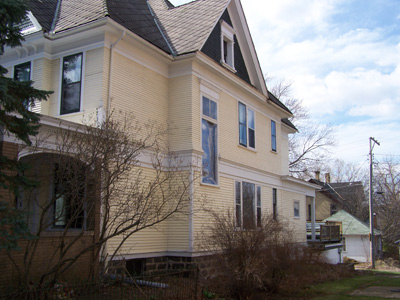 1904 Victorian Neighbor Side